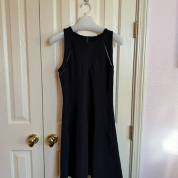 Lululemon Dress - Size 8 - Picture 3 of 4